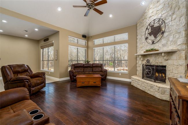 136 Whispering Winds Dr, House other with 4 bedrooms, 3 bathrooms and null parking in Gunter TX | Image 9