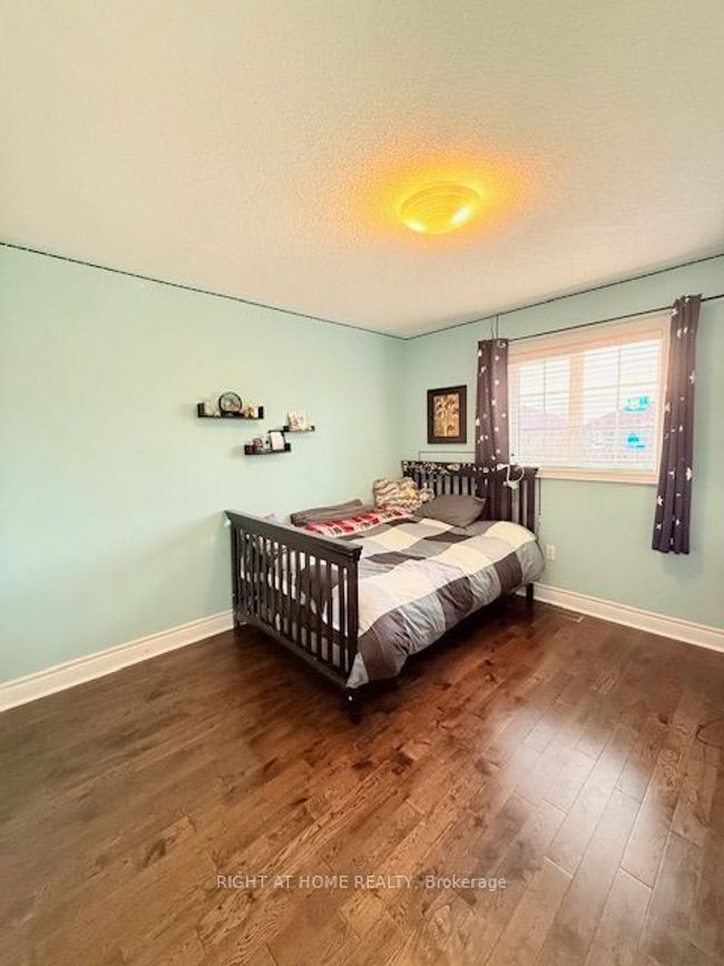 110 Dells Cres, House other with 4 bedrooms, 3 bathrooms and 2 parking in Brampton ON | Image 11