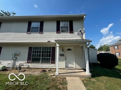 6901 Chrysler St, Indianapolis, IN, 46268-2407 | Card Image