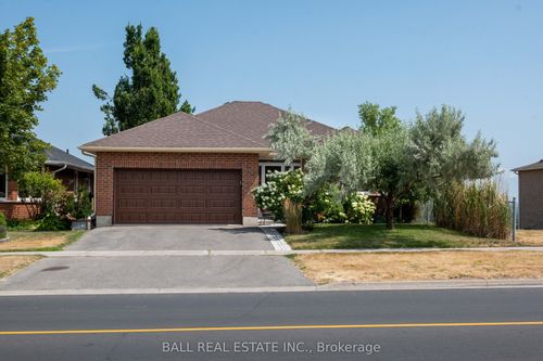 84 Milroy Dr, Peterborough, ON, K9H7T2 | Card Image