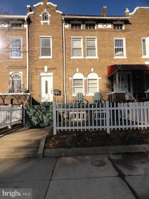 1-439 Quincy St Nw, WASHINGTON, DC, 20011-5929 | Card Image