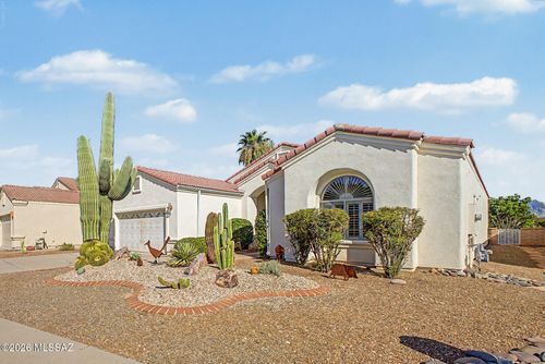 2727 S Fade Dr, Green Valley, AZ, 85614-1152 | Card Image