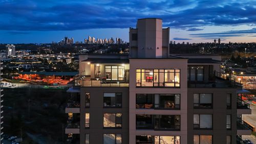 2102-4118 Dawson St, Burnaby, BC, V5C0A3 | Card Image