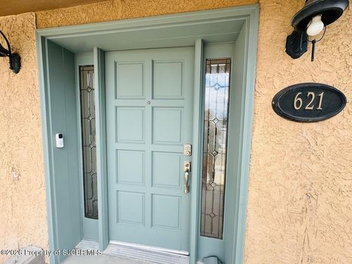 621 Cerrillos Dr, Farmington, NM, 87401-9264 | Card Image