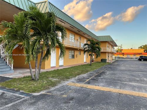 apt-243-505 Nw 177th St, Miami Gardens, FL, 33169-6922 | Card Image