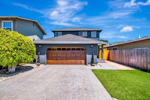 1740 47th Ave, Capitola, CA, 95010-2829 | Card Image
