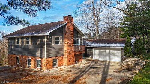 240 Woodland Acres Rd, Marietta, OH, 45750-6800 | Card Image