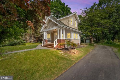 4 E Haddon Ave, OAKLYN, NJ, 08107-1309 | Card Image