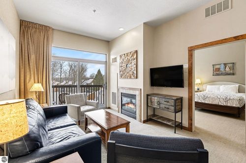 4102-2400 Troon South, Bellaire, MI, 49615 | Card Image