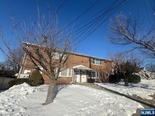 221 Orient Way, Lyndhurst, NJ, 07071 | Card Image