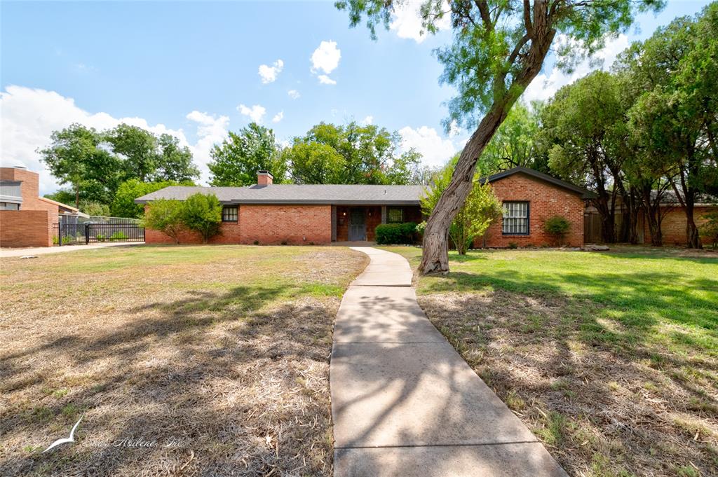 Sylvan Dr, Abilene, TX 79605