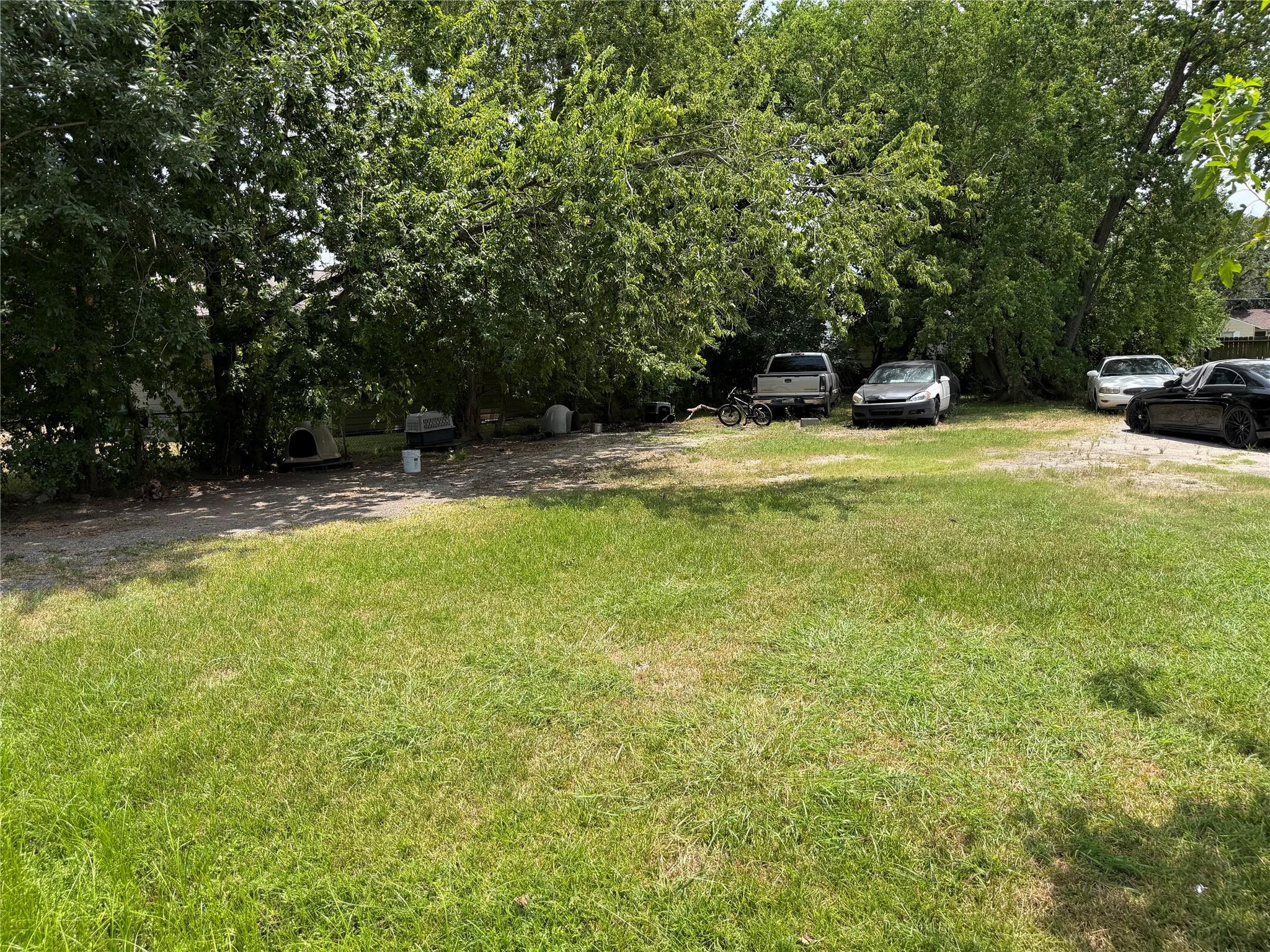 Land in Houston 3