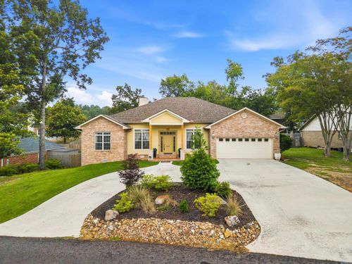 404 Peninsula Dr, Hot Springs, AR, 71901-8701 | Card Image