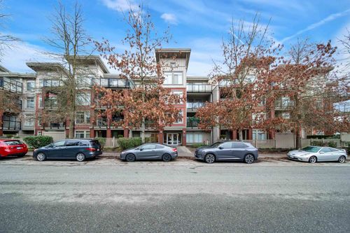 419-15385 101a Ave, Surrey, BC, V3R0B4 | Card Image
