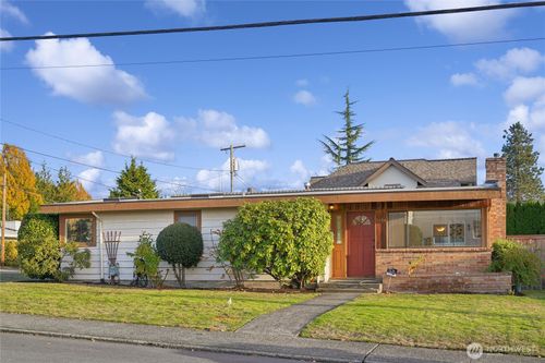 1014 4th Street W, Kirkland, WA, 98033 | Card Image