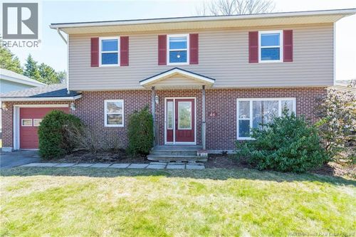 46 Liberty Cres, Moncton, NB, E1A6H3 | Card Image
