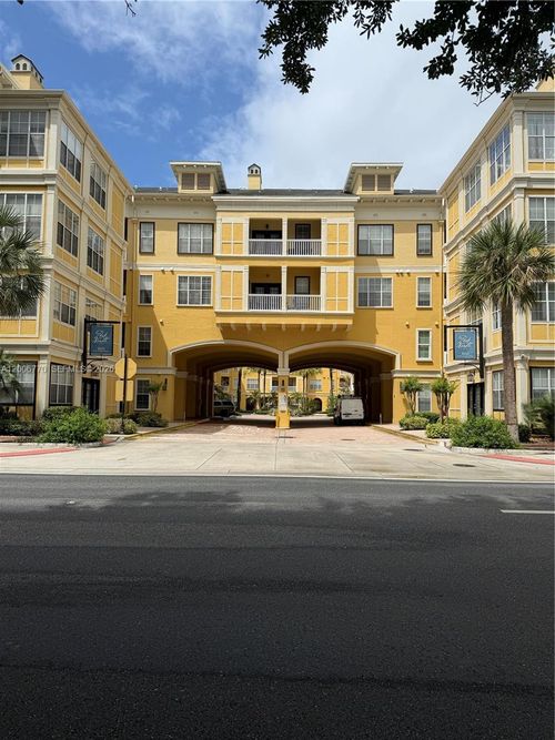258-860 N Orange Ave, Orlando, FL, 32801-1027 | Card Image