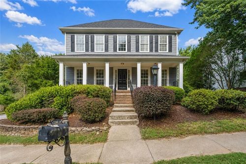 233 Ivy Glen Cir, Avondale Estates, GA, 30002-1765 | Card Image