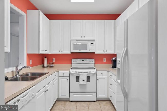 UNIT-1301 - 30619 Cedar Neck Rd, Condo with 3 bedrooms, 2 bathrooms and null parking in OCEAN VIEW DE | Image 13