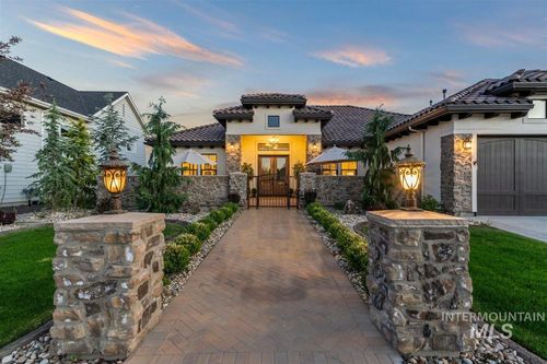 6347 W Biathlon St, Eagle, ID, 83616-7696 | Card Image