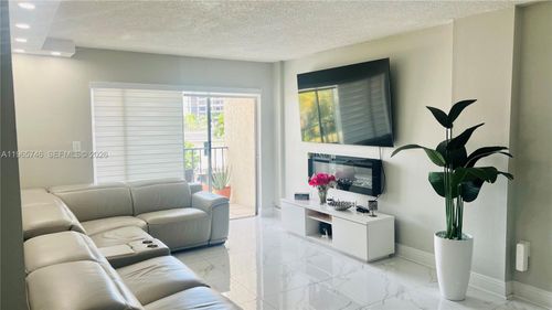 apt-319-14250 Sw 62nd St, Miami, FL, 33183-1925 | Card Image