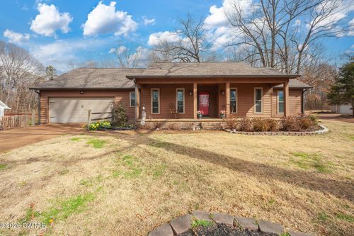 134 Glen Dillon Dr, Jackson, TN, 38305-5371 | Card Image