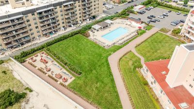 Inground Heated Pool/Community BBQ Area | Image 3