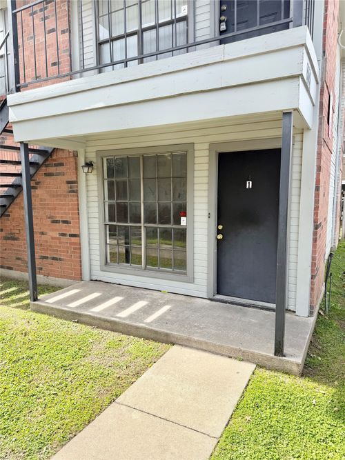 apt-1-2221 Stella St, Denton, TX, 76201-9403 | Card Image