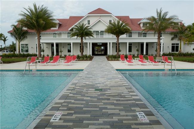 8925 Calypso Ct, Condo with 2 bedrooms, 2 bathrooms and 2 parking in Naples FL | Image 38
