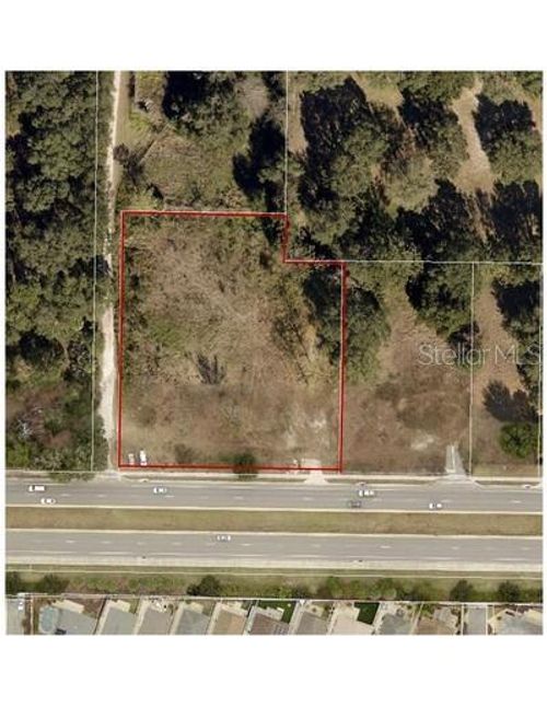 833 County Road 466a, Fruitland Park, FL, 34731-5143 | Card Image