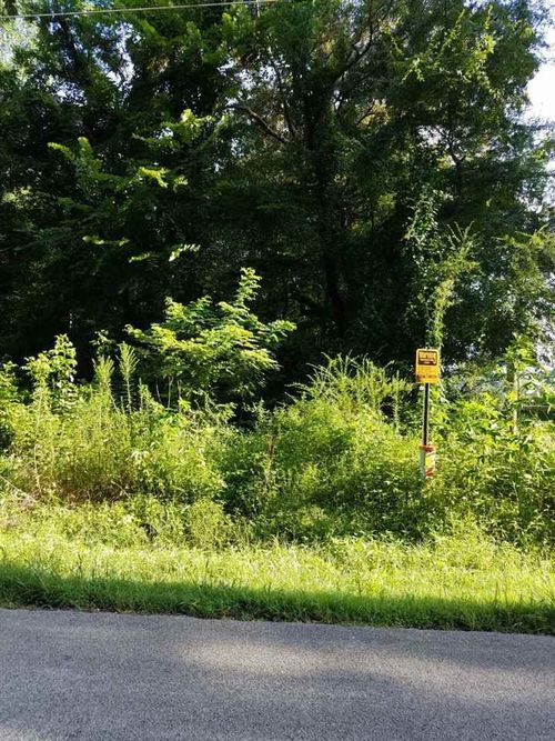 795 Hill Ave, Henderson, TN, 38340-1135 | Card Image