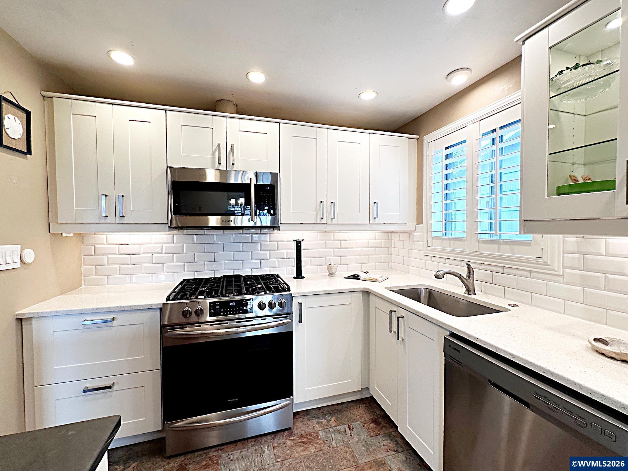 Residential in Woodburn 4