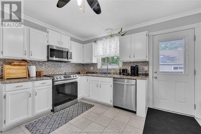 4 Oak St, House other with 4 bedrooms, 2 bathrooms and null parking in Ridgetown ON | Image 5