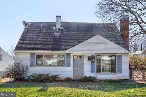 354 Cypress St, MIDDLETOWN, PA, 17057-2311 | Card Image