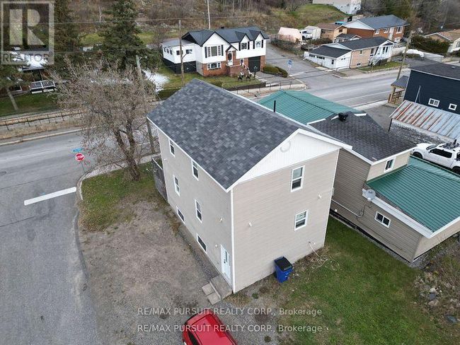 187 Lang St, House other with 3 bedrooms, 2 bathrooms and 2 parking in Cobalt ON | Image 4
