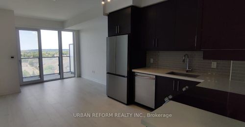 801-95 Oneida Cres, Richmond Hill, ON, L4B0H5 | Card Image