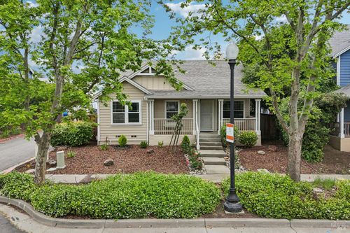 704 Bay Street, Suisun City, CA, 94585 | Card Image