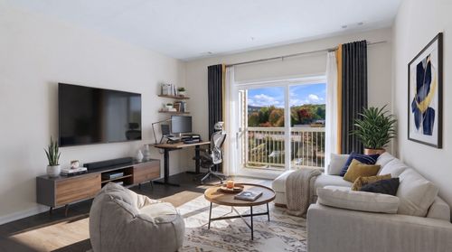 203-70 Trotter Rd, Weymouth, MA, 02190-4118 | Card Image