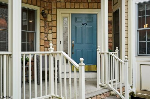509 Binghampton Ln, Livingston, NJ, 07039-8262 | Card Image