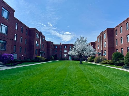 8g-8 Ashland St, Worcester, MA, 01609-2500 | Card Image