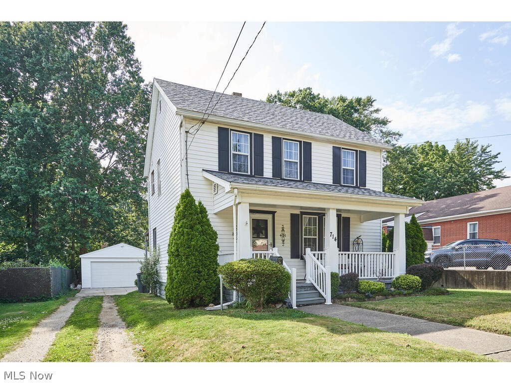 Damon St, Akron, OH 44310