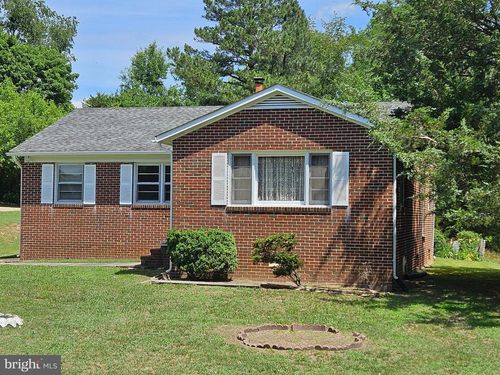 147 Chase St, Bowling Green, VA, 22427-9328 | Card Image