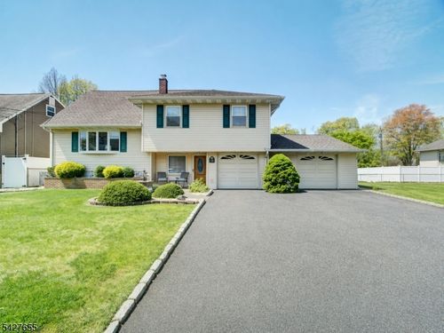 26 Epping Dr, Kenilworth, NJ, 07033-1419 | Card Image