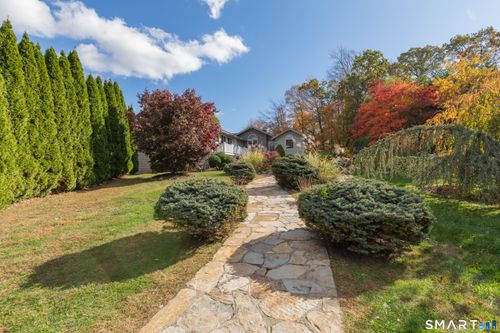 9 Cheryl Ln, Prospect, CT, 06712-1304 | Card Image