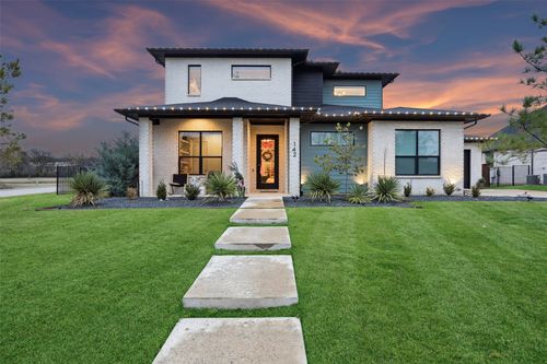 142 Craigmore Dr, Argyle, TX, 76226-3579 | Card Image