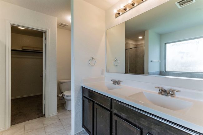 470 Major Lee Ln, Condo with 3 bedrooms, 3 bathrooms and 4 parking in Jarrell TX | Image 14