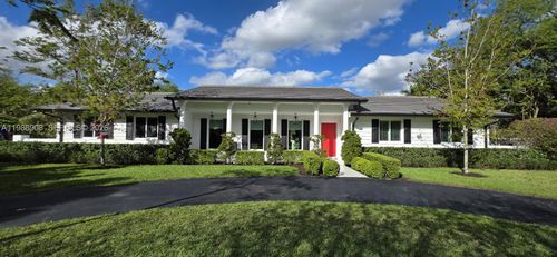 10705 Sw 128th Ter, Miami, FL, 33176-5429 | Card Image