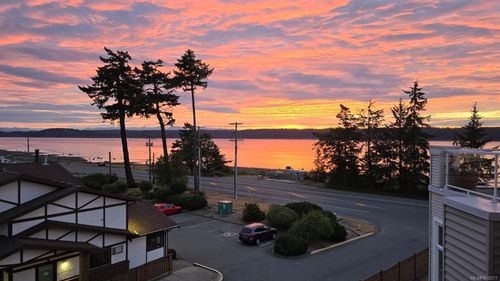318-350 Island Hwy S, Campbell River, BC, V9W1A5 | Card Image