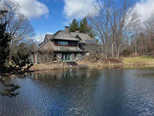 22 Knight Rd, Clinton Corners, NY, 12514-2139 | Card Image