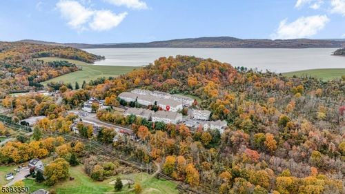 41 Conover Ter, Lebanon, NJ, 08833-2180 | Card Image